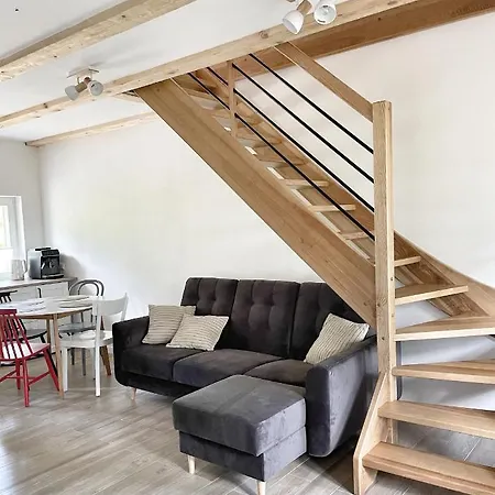 Czerwone Drzwi Строне-Слёнске