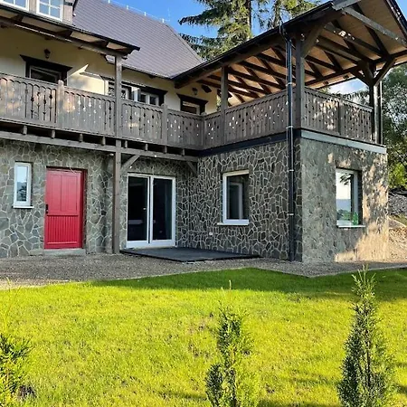 Апартаменты Czerwone Drzwi Строне-Слёнске