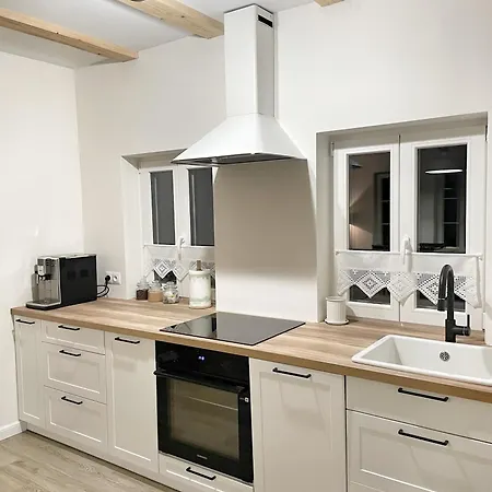 Czerwone Drzwi Апартаменты *